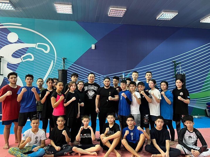 Ұлттық Республикалық киокушинкай-кан каратэ федерациясының спортшылары Щучинск қаласында оқу-жаттығу жиындарына қатысуда.