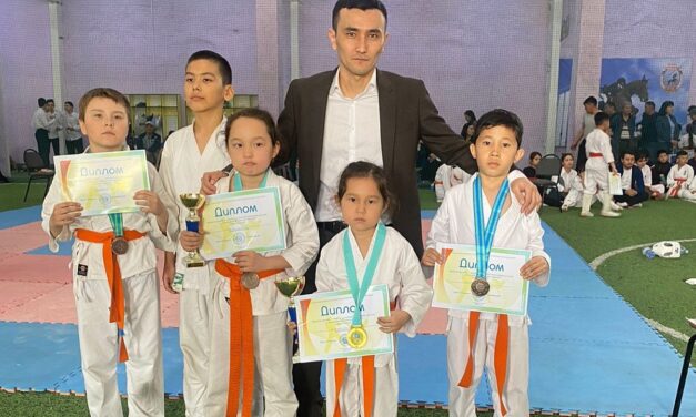 24 апреля 2022 года в г. Атырау прошел Открытый Чемпионат г. Атырау по Киокушинкай-кан каратэ среди детей, юношей, девочек и юниоров.