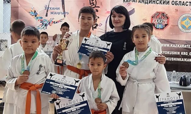 23 октября 2022 в г. Темиртау прошел чемпионат города, в котором каратэки соревновались в дисциплинах ката и кумите.