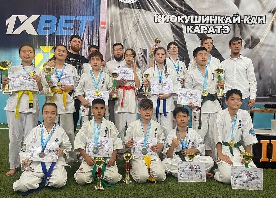28 мая текущего года в городе Атырау прошел открытый областной чемпионат Атырауской области среди детей, юношей и девушек по киокушинкай-кан каратэ.